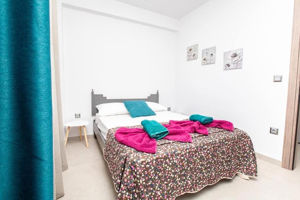 Marane Luxury Suites Nea Moudhania Exteriör bild